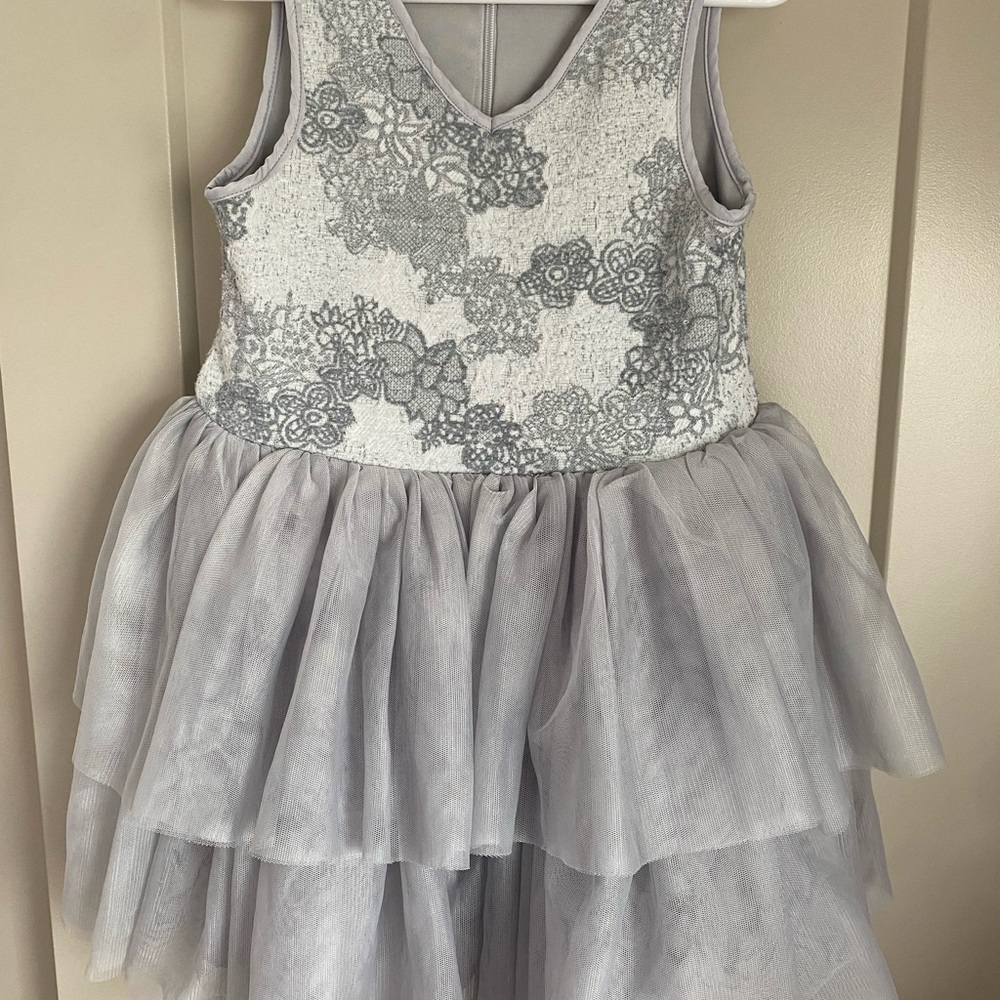 Elegant Gray Lace Dress